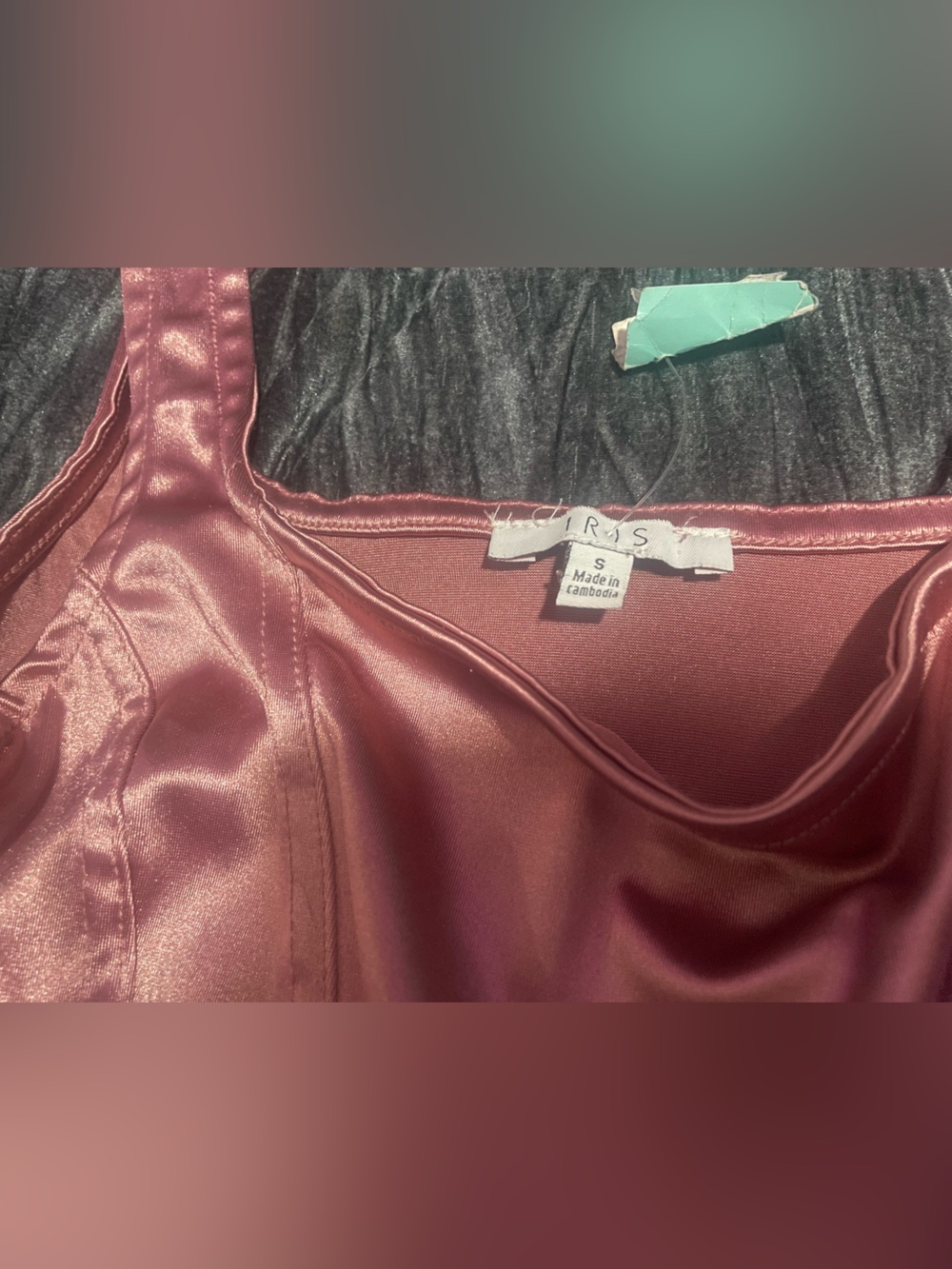 ✨✨iris Satin SMALL crop top in powder pink🩷✨✨